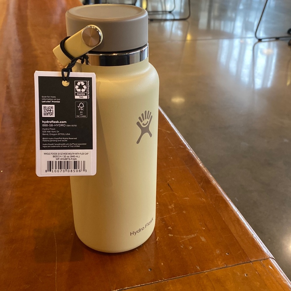 NWT Rare Hard to find Whole Foods Hydro Flask Beech